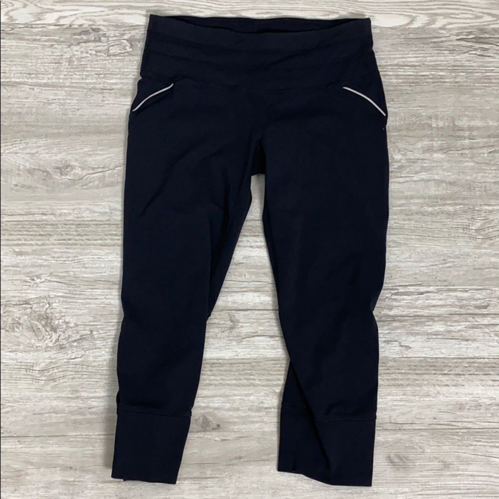 Athleta Black Capri Legging